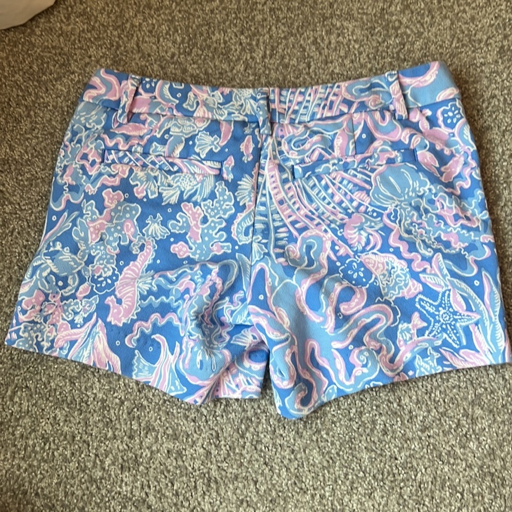 lilly pulitzer shorts - Picture 4 of 7